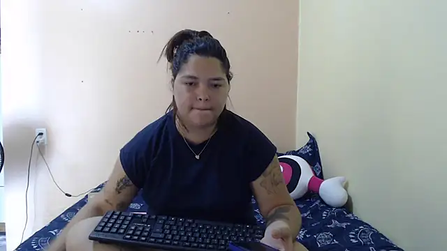 GoddessChaar online show from 11-30-25, 05:14