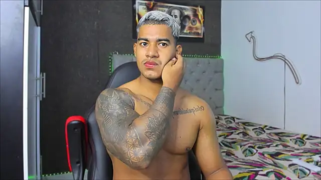 Snapshot of luigi_hot_ chatting on 02-17-26, 02:14 luigi hot online show from 02-17-26, 02:14