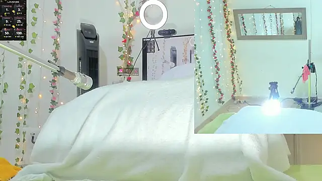 Genesis Love   online show from 10-18-25, 09:33