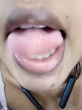 Ashugril hot online show from 12-15-25, 04:18