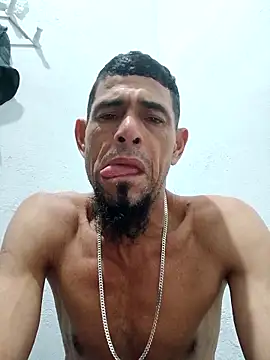 Snapshot of 39januario chatting on 02-20-26, 01:46 39januario online show from 02-20-26, 01:46