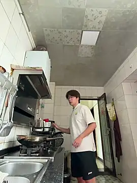 Snapshot of Anson0722 chatting on 07-18-26, 02:42 Anson0722 online show from 07-18-26, 02:42