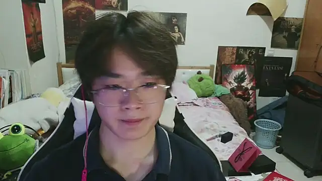 Snapshot of Anson0722 chatting on 07-04-26, 01:37 Anson0722 online show from 07-04-26, 01:37