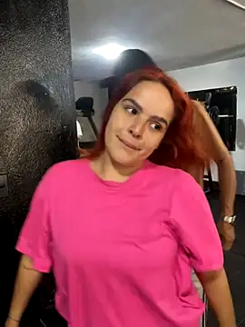 Anaroussew02 online show from 12-19-25, 06:54