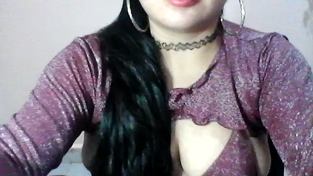 Snapshot of shashel5 chatting on 05-28-26, 06:32 shashel5 online show from 05-28-26, 06:32