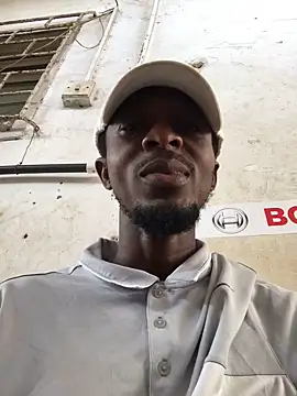 Snapshot of justyou2025 chatting on 02-25-25, 01:53 justyou2025 online show from 02-25-25, 01:53