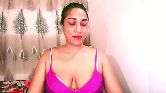 Snapshot of Indian_Erotic69 chatting on 05-14-26, 08:11 Indian Erotic69 online show from 05-14-26, 08:11