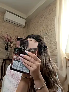 Bella Posh online show from 02-23-26, 07:53