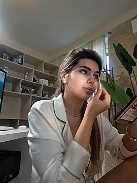 Bella Posh online show from 01-13-26, 07:23