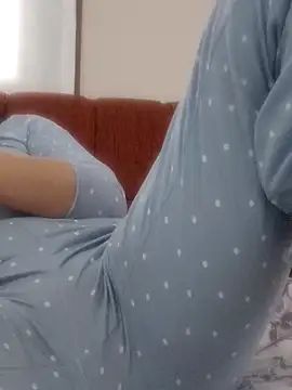 BUSE8821 online show from 11-24-25, 08:25