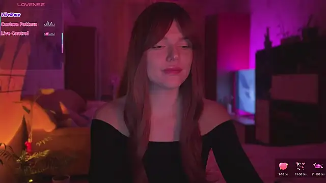 CherryRed Girl online show from 04-14-26, 08:58