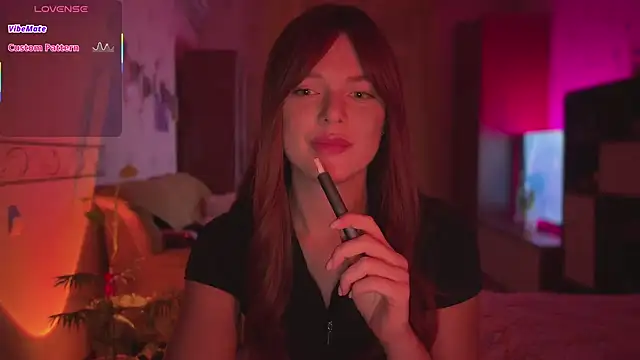 CherryRed Girl online show from 03-24-26, 11:05