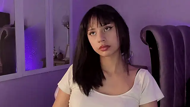 Seren Bleck online show from 09-25-25, 02:17