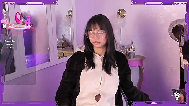 Seren Bleck online show from 12-18-25, 03:00