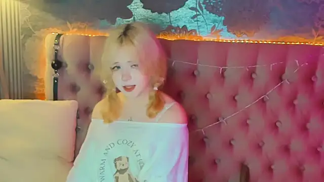 EmilyAngells online show from 06-29-26, 07:26