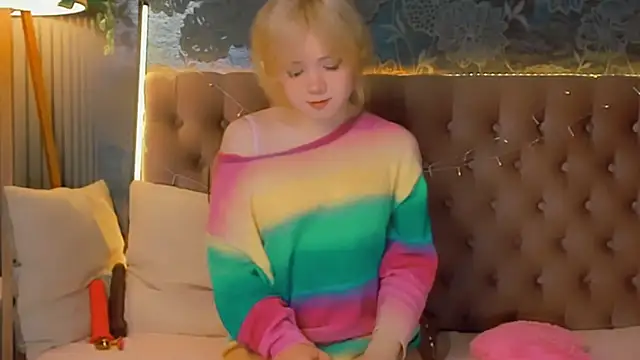 EmilyAngells online show from 03-06-26, 06:52