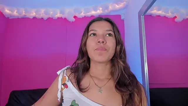 violett 24  online show from 03-22-25, 12:57