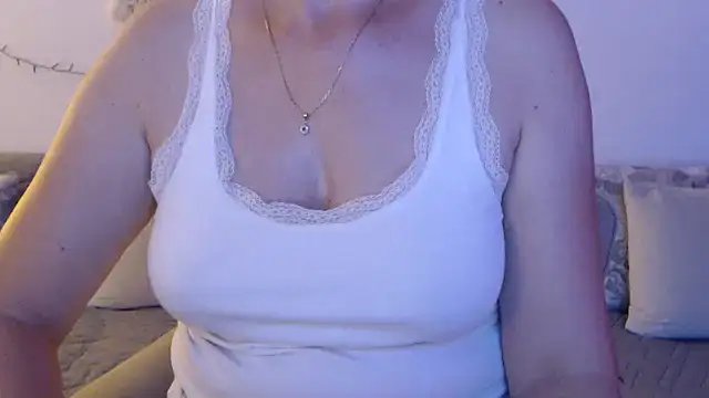 YourfantasyGiuly online show from 07-13-26, 12:59