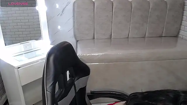 Isabella Collen v online show from 03-03-26, 01:07