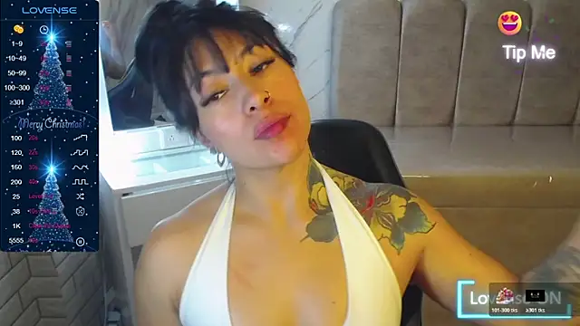 Isabella Collen v online show from 12-15-25, 08:03