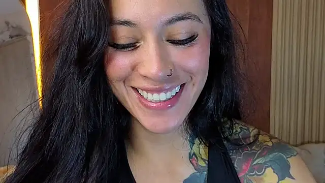 Isabella Collen v online show from 07-23-26, 02:03