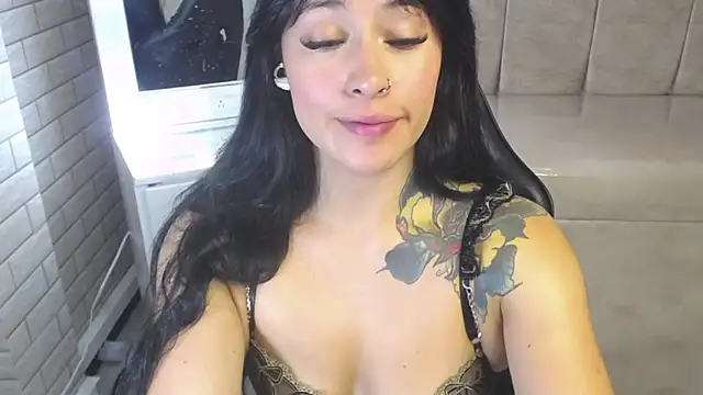 Isabella Collen v online show from 03-18-26, 02:08