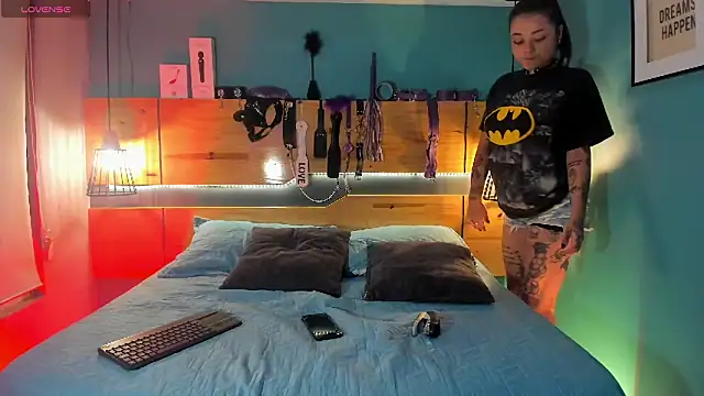 ChloeAllennn online show from 11-12-25, 11:36