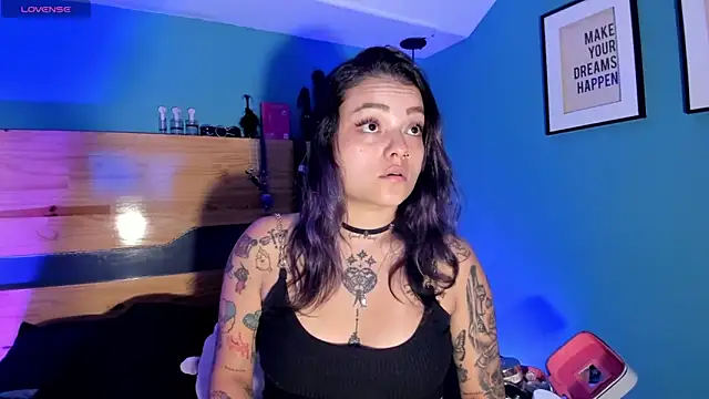 ChloeAllennn online show from 03-06-26, 10:38