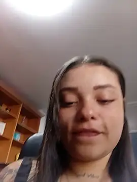 Snapshot of ChloeAllennn chatting on 05-15-26, 12:25 ChloeAllennn online show from 05-15-26, 12:25