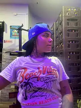 Snapshot of Georgina_Vega chatting on 03-04-26, 01:13 Georgina Vega online show from 03-04-26, 01:13