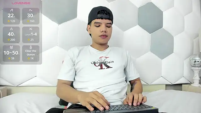 Axel Forte online show from 10-09-25, 01:11