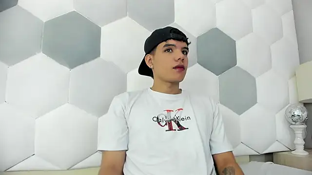 Axel Forte online show from 09-22-25, 01:06