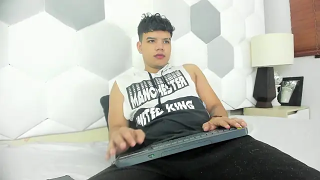 Axel Forte online show from 04-09-26, 01:28