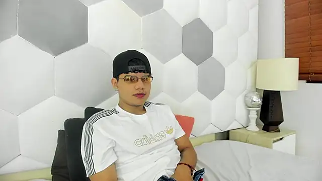 Axel Forte online show from 01-08-26, 01:28