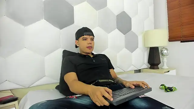 Axel Forte online show from 02-10-26, 01:10