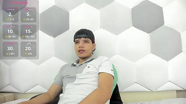 Axel Forte online show from 10-18-25, 01:13