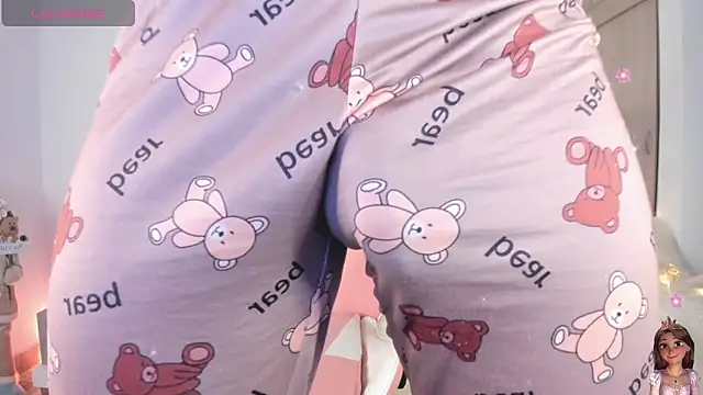 your favorite doll  online show from 11-20-25, 07:25