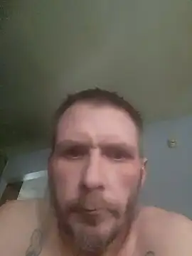 Snapshot of lambomusik chatting on 02-22-25, 10:52 lambomusik online show from 02-22-25, 10:52