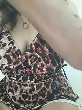 TattyHarrisquirtt online show from 06-01-26, 02:28