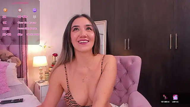 natashaleightt online show from 10-19-25, 02:14