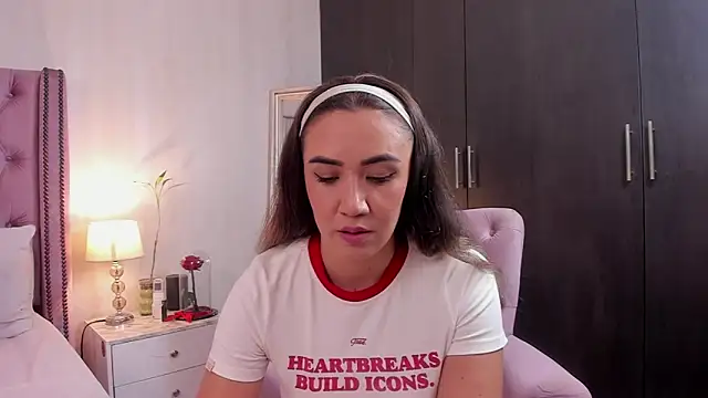 natashaleightt online show from 02-13-26, 02:11