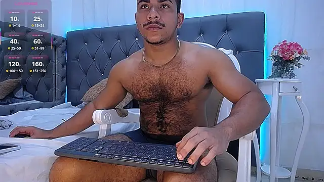 Snapshot of Javier_Hot27 chatting on 11-13-25, 08:02 Javier Hot27 online show from 11-13-25, 08:02