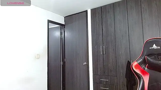 Javier Hot27 online show from 06-19-26, 05:19