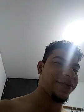 Snapshot of Javier_Hot27 chatting on 02-22-25, 12:05 Javier Hot27 online show from 02-22-25, 12:05