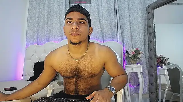 Snapshot of Javier_Hot27 chatting on 03-03-25, 12:39 Javier Hot27 online show from 03-03-25, 12:39