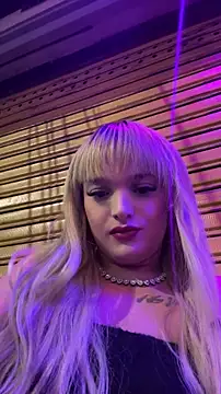 ScarletThompsonx online show from 04-12-26, 03:10