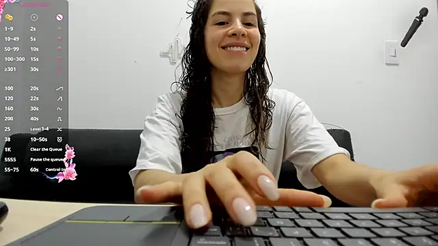 jessyegoldenn online show from 07-27-26, 02:46