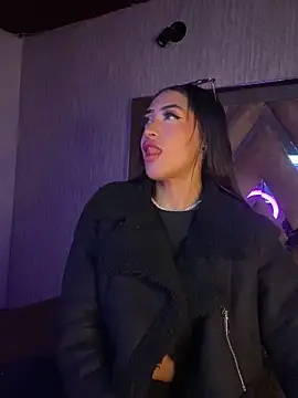 MichelleDiaz Pink online show from 11-09-25, 01:20