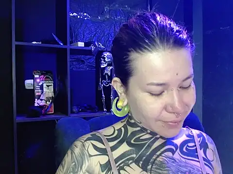 Pandora 9666 online show from 11-11-25, 04:02