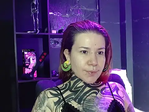 Snapshot of Pandora_9666 chatting on 10-16-25, 02:47 Pandora 9666 online show from 10-16-25, 02:47